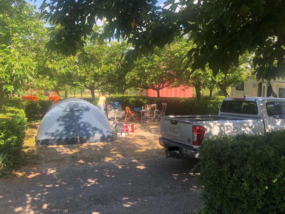 Camping Paradis Family Les Rives De L'Herault Gignac  Bagian luar foto