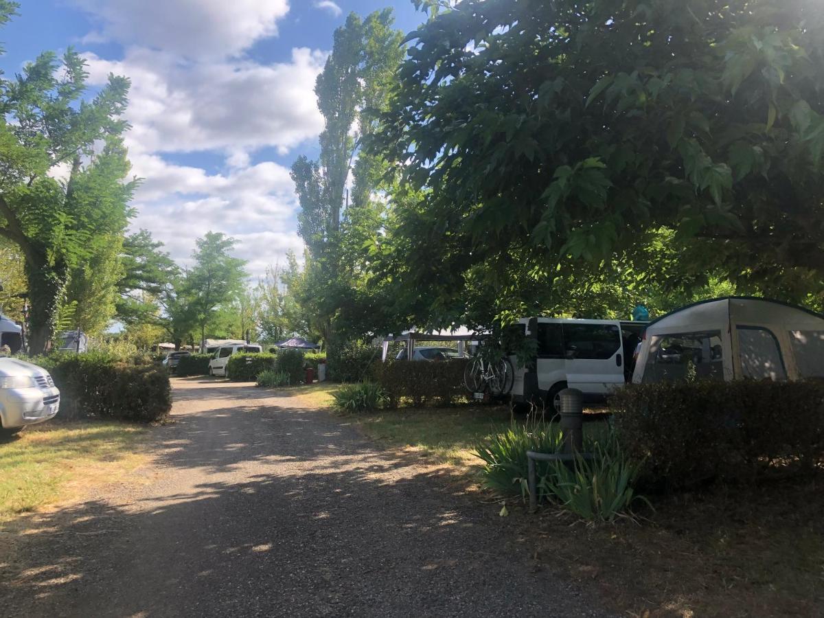 Camping Paradis Family Les Rives De L'Herault Gignac  Bagian luar foto
