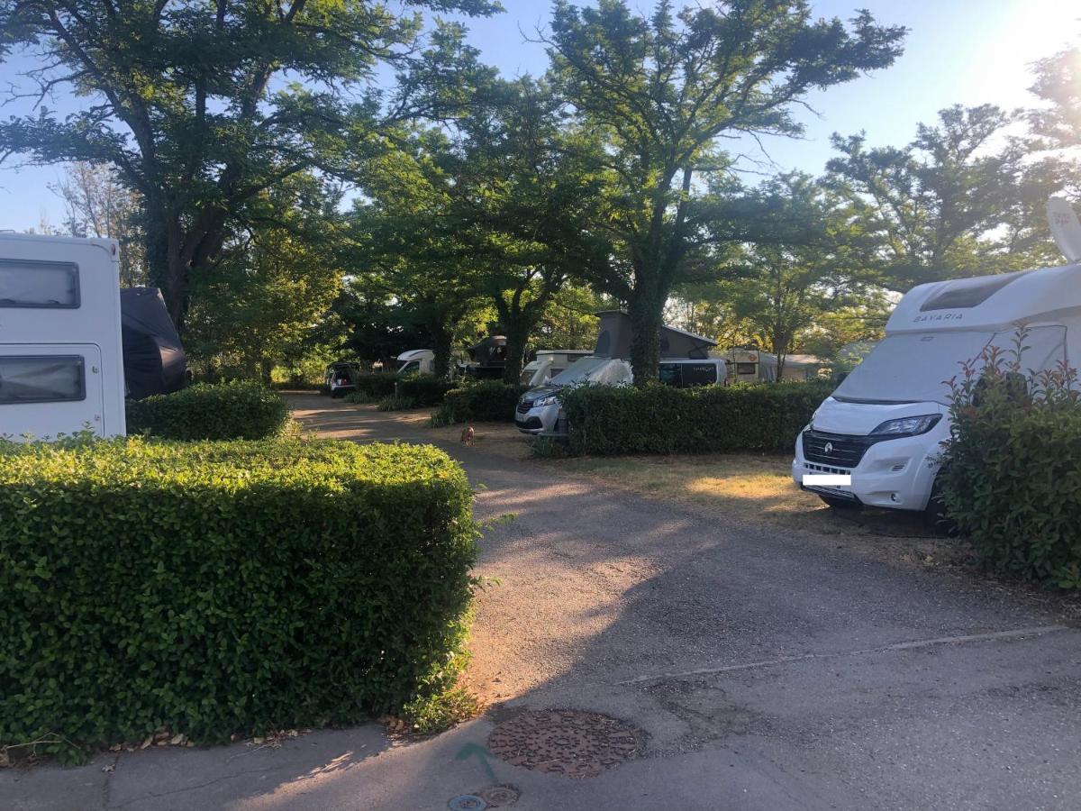 Camping Paradis Family Les Rives De L'Herault Gignac  Bagian luar foto