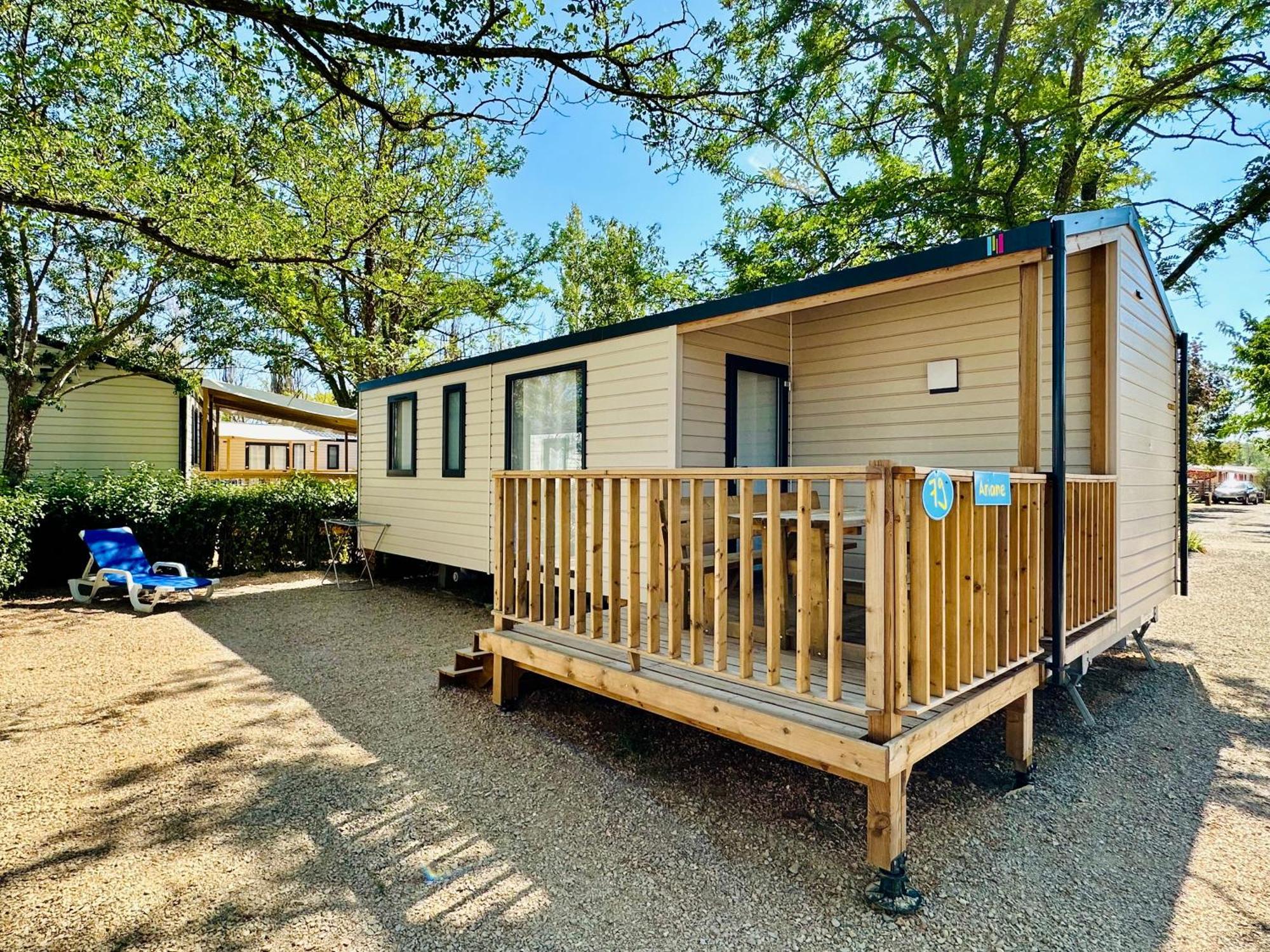 Camping Paradis Family Les Rives De L'Herault Gignac  Bagian luar foto