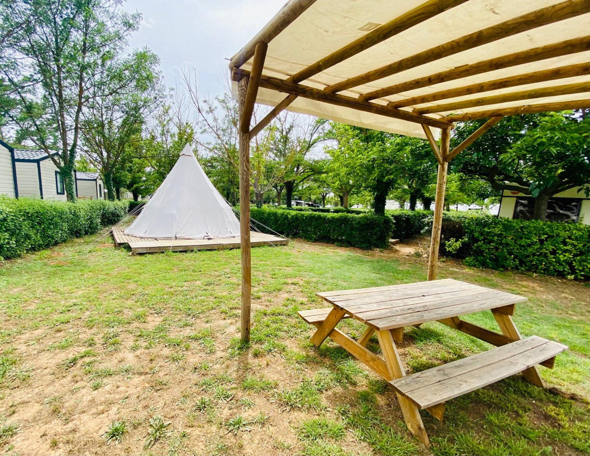 Camping Paradis Family Les Rives De L'Herault Gignac  Bagian luar foto