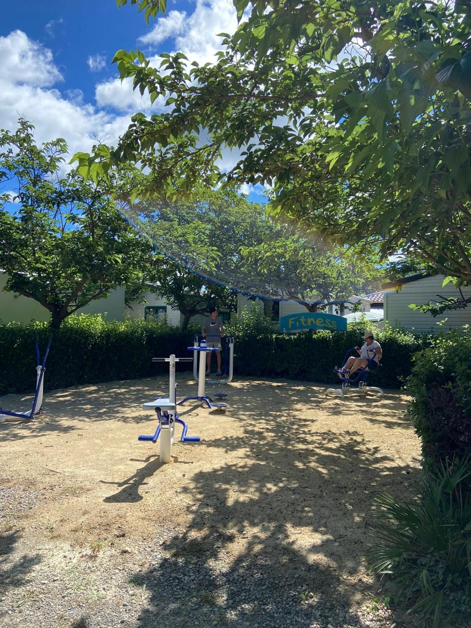 Camping Paradis Family Les Rives De L'Herault Gignac  Bagian luar foto